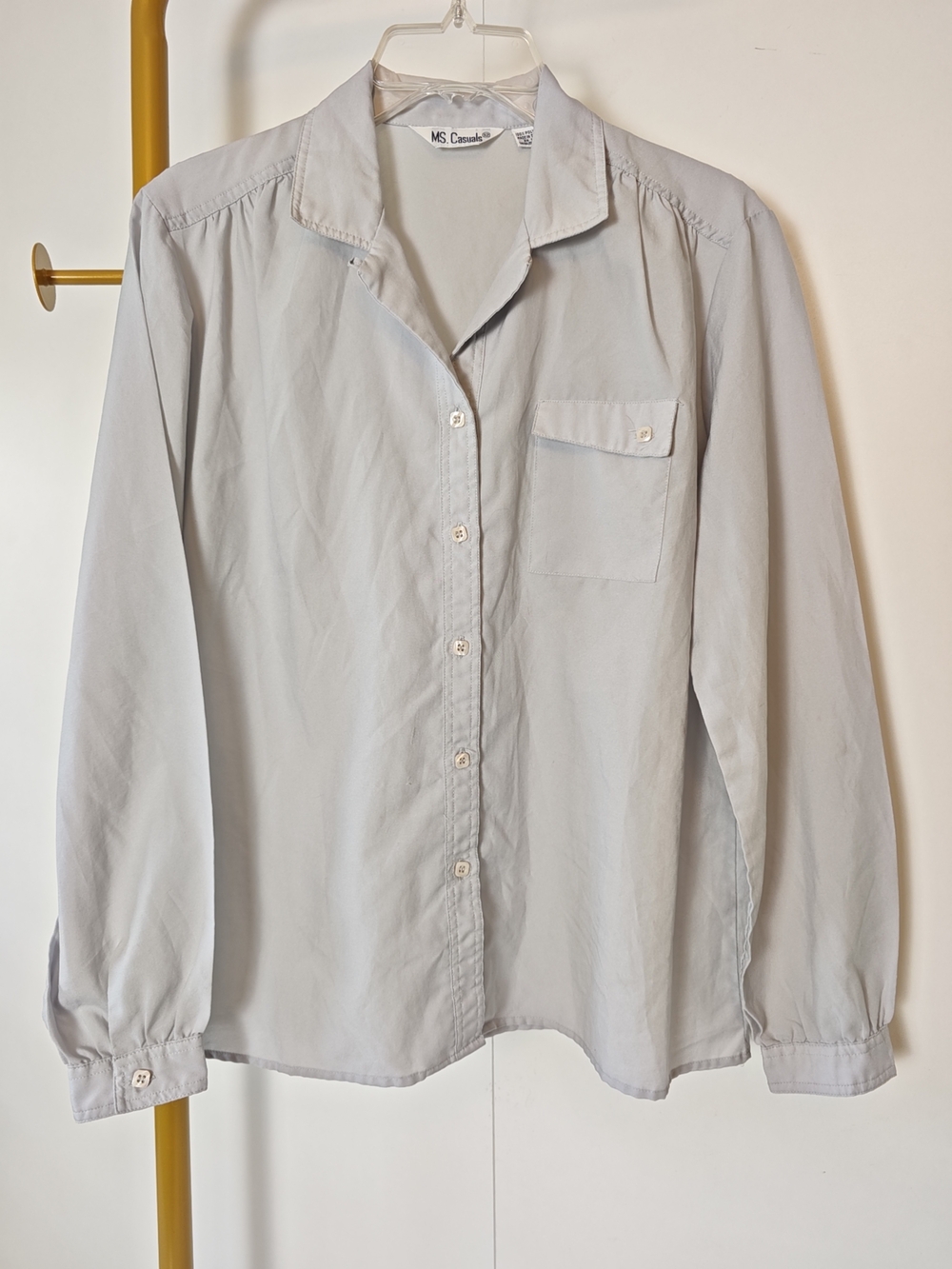 Vintage Basic Minimalist Pale Blue Button-Down Shirt with Chest Pocket
